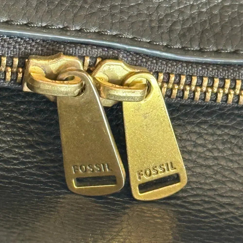 Fossil Black Leather Foldover Zip Around Bag Pebbled Flap Purse Boho Slouchy